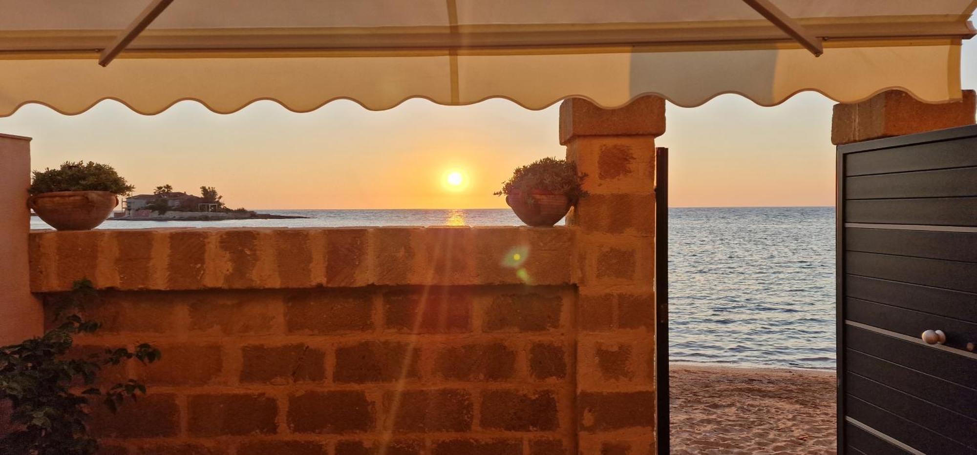 La Casa Sulla Spiaggia 마르자메미 외부 사진